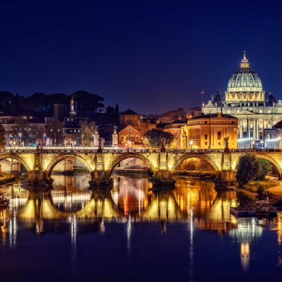 Rom bei Nacht – Engelsbrücke und Vatikan