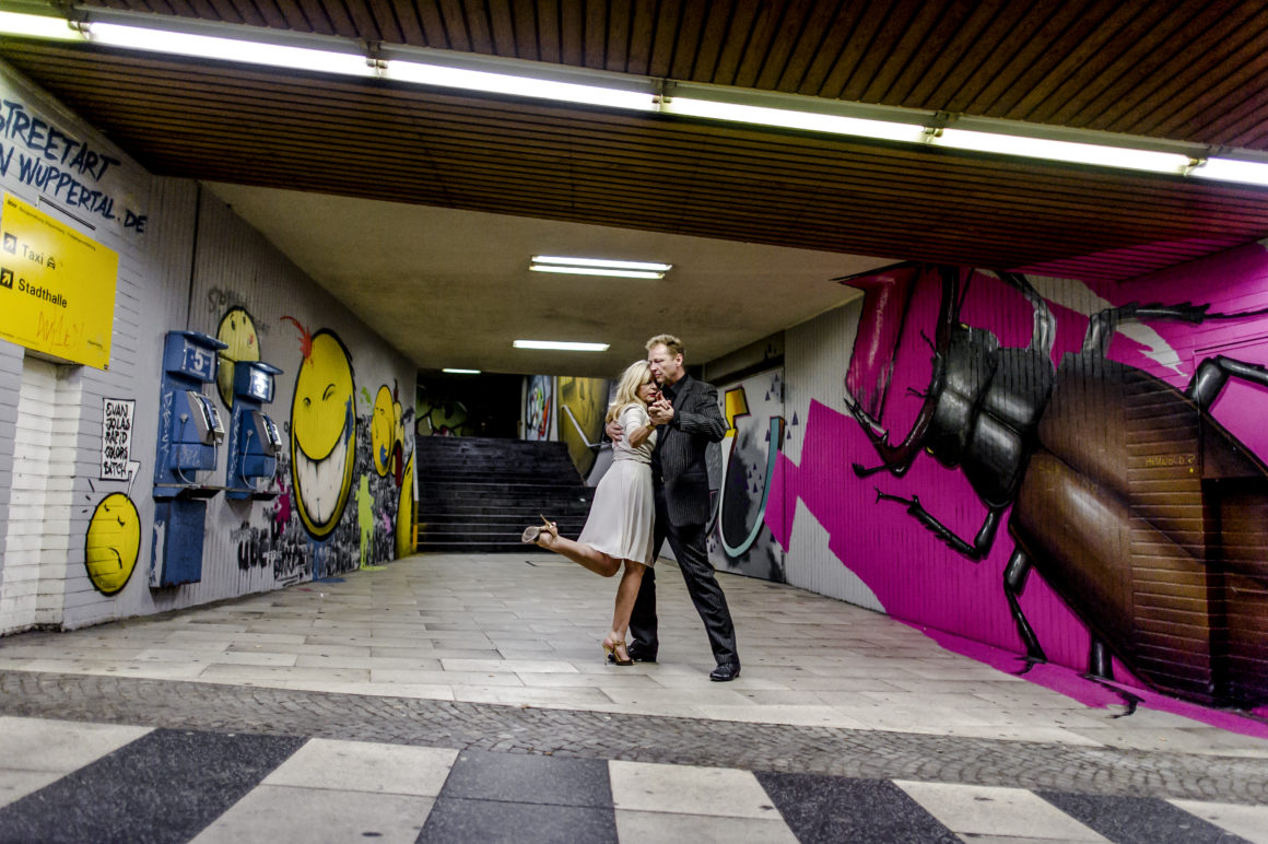 Tango-Ästhetik im alten Hauptbahnhof Wuppertal